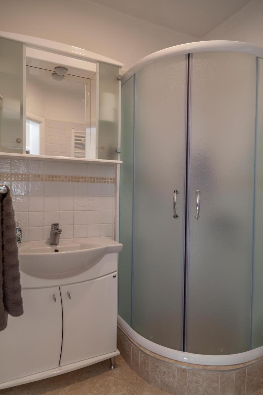 Dc Executive Homes ノヴィ・サド エクステリア 写真