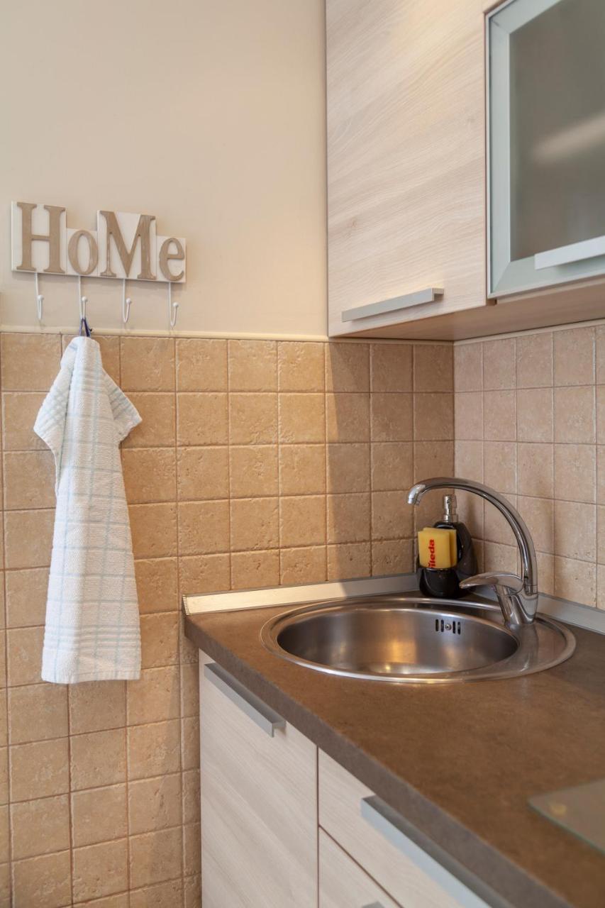 Dc Executive Homes ノヴィ・サド エクステリア 写真