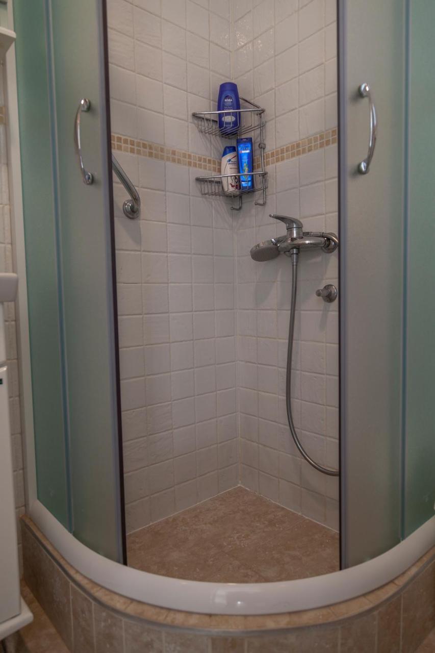 Dc Executive Homes ノヴィ・サド エクステリア 写真