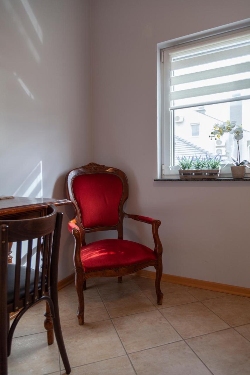 Dc Executive Homes ノヴィ・サド エクステリア 写真